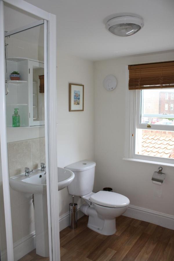 No2 Abbey View Apartment Уитби Экстерьер фото