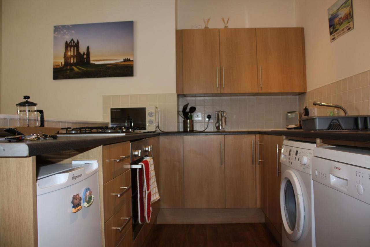 No2 Abbey View Apartment Уитби Экстерьер фото